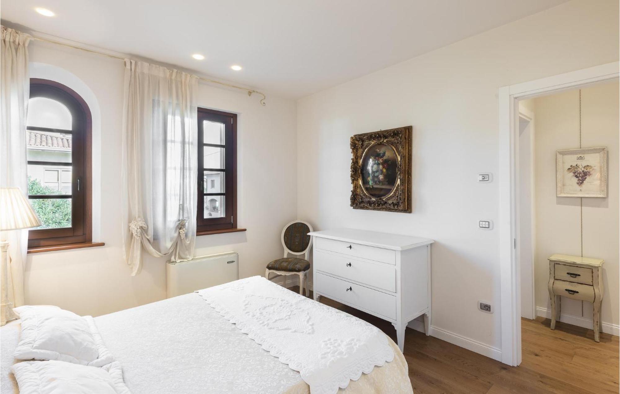 Apt, Braida Corona Exterior foto