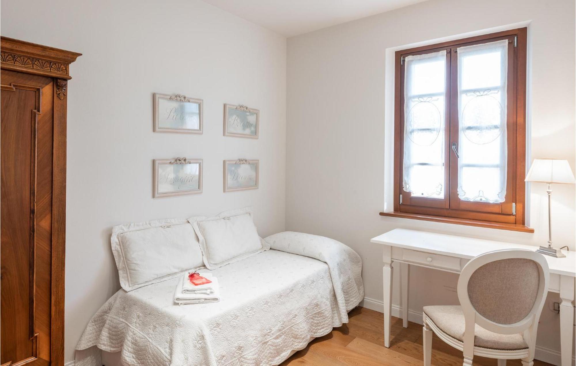 Apt, Braida Corona Exterior foto